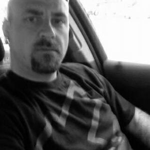 Meet your Posher, Ray